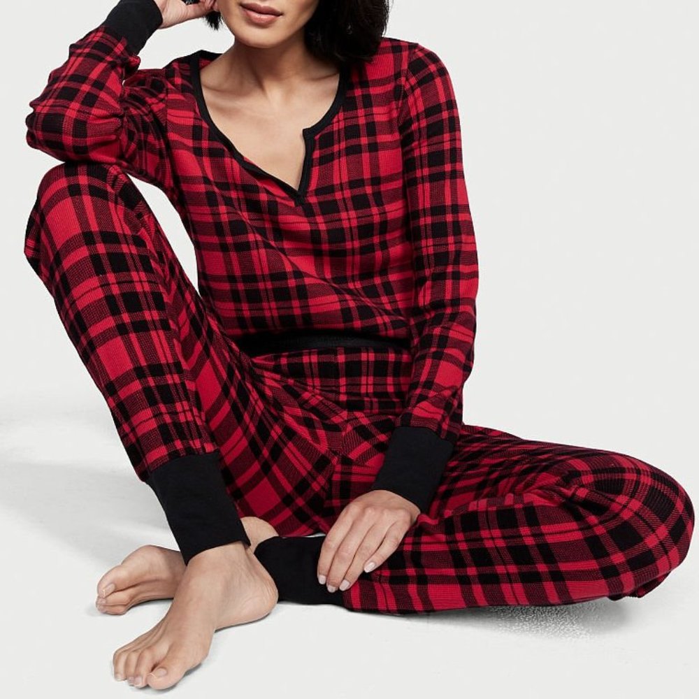 VS L Thermal Long Pajama Set Adorable Plaid Checkered Red Black PJ P.J. PJs NWT